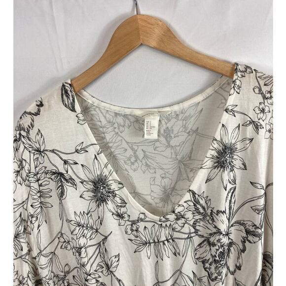 H&M Floral Cinch Waist V Neck Dress White Black Size small - Picture 2 of 5